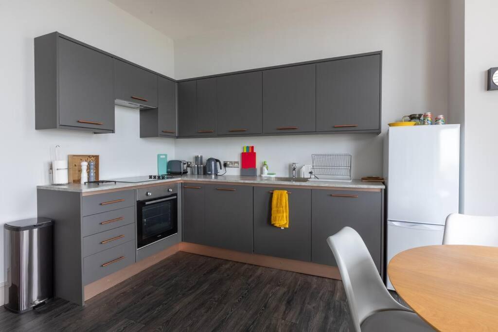 Waves@walpole - 2 Bed Flat With Amazing Sea Views * Margate