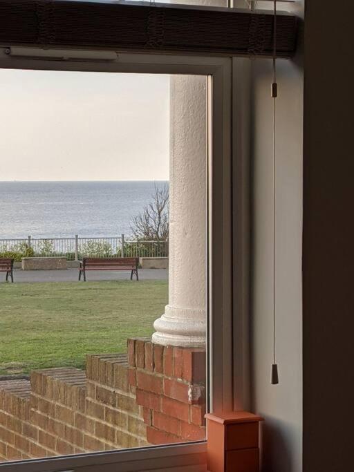 Apartment Waves@walpole - 2 Bed Flat With Amazing Sea Views *